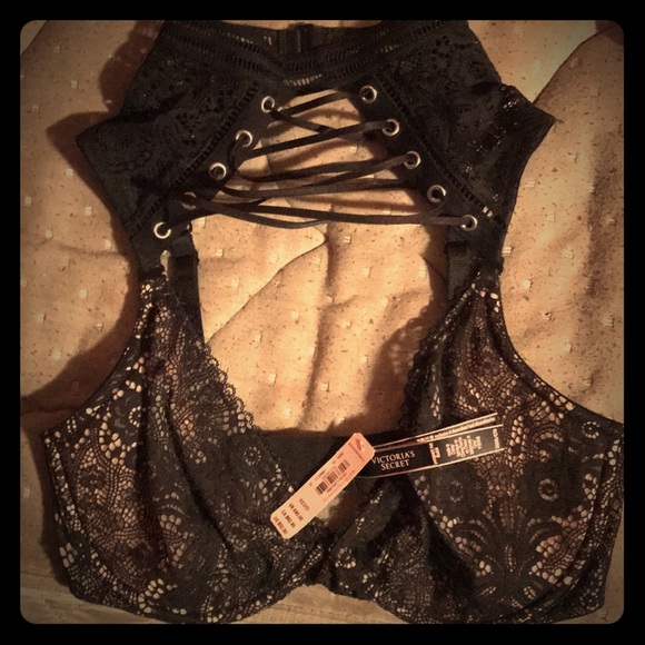 Victoria’s Secret 32DD Bra - Picture 1 of 4